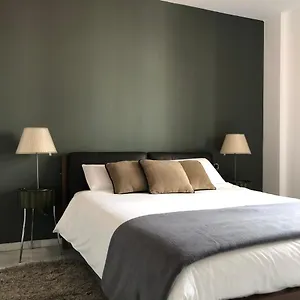 apartamento-los-olivos-jerez.hotelsincadiz.net/